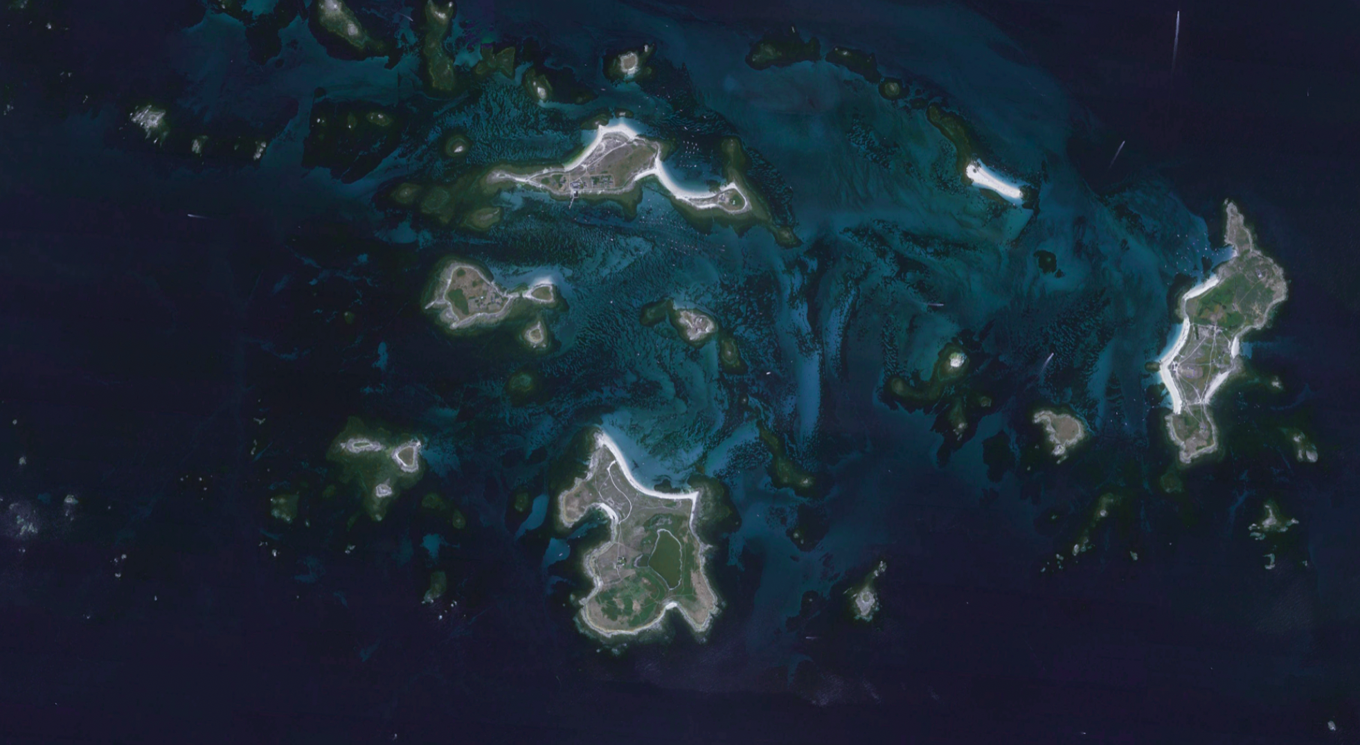 Vue aérienne de l'archipel des Glénan